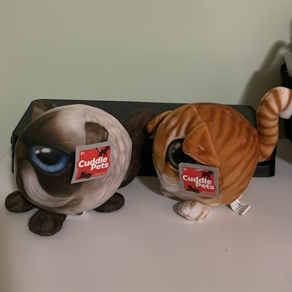 Cuddle Pets Cats - Picture 6 of 8